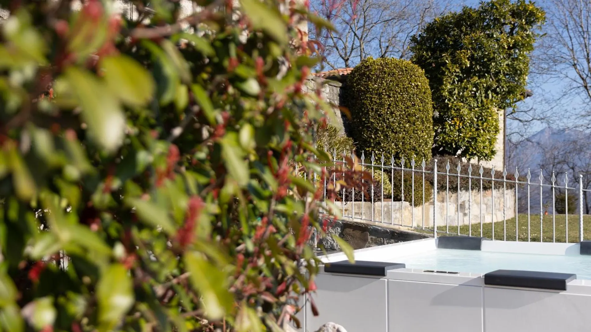 Ca' Baetti L'Antico Borgo Bed & Breakfast Roncola 0*,