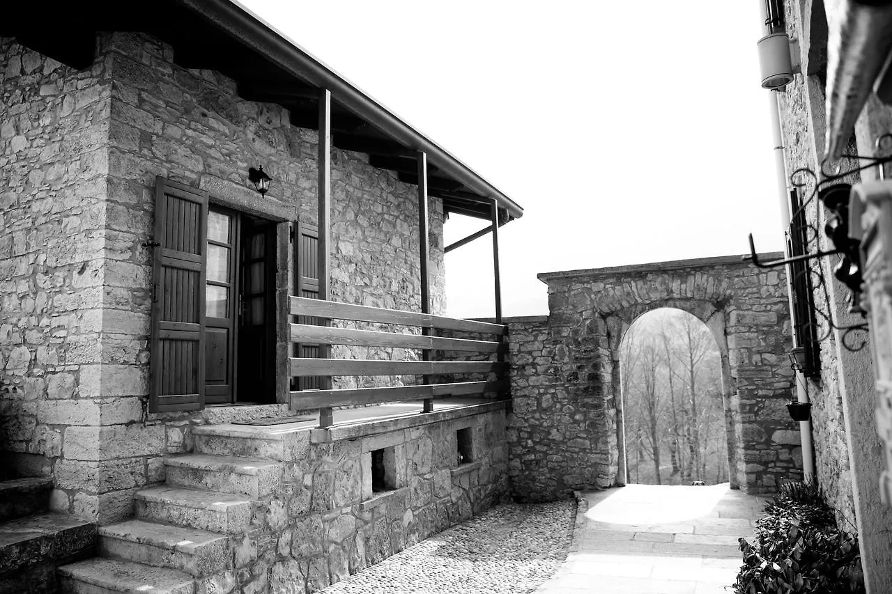 Bed and Breakfast Ca' Baetti L'Antico Borgo Roncola Italia