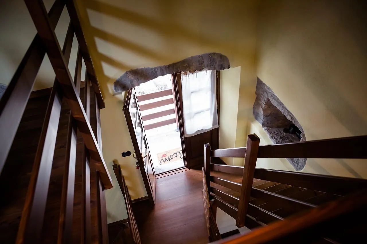 Ca' Baetti L'Antico Borgo Bed & Breakfast Roncola