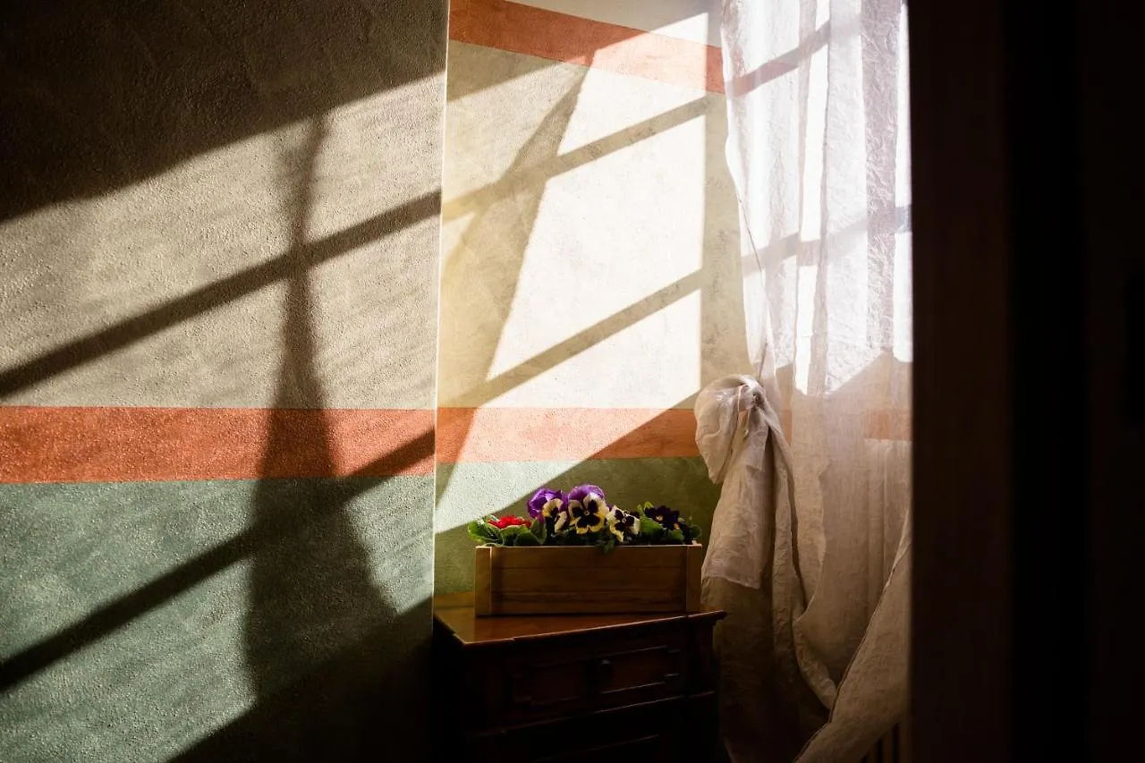 Ca' Baetti L'Antico Borgo Bed & Breakfast Roncola